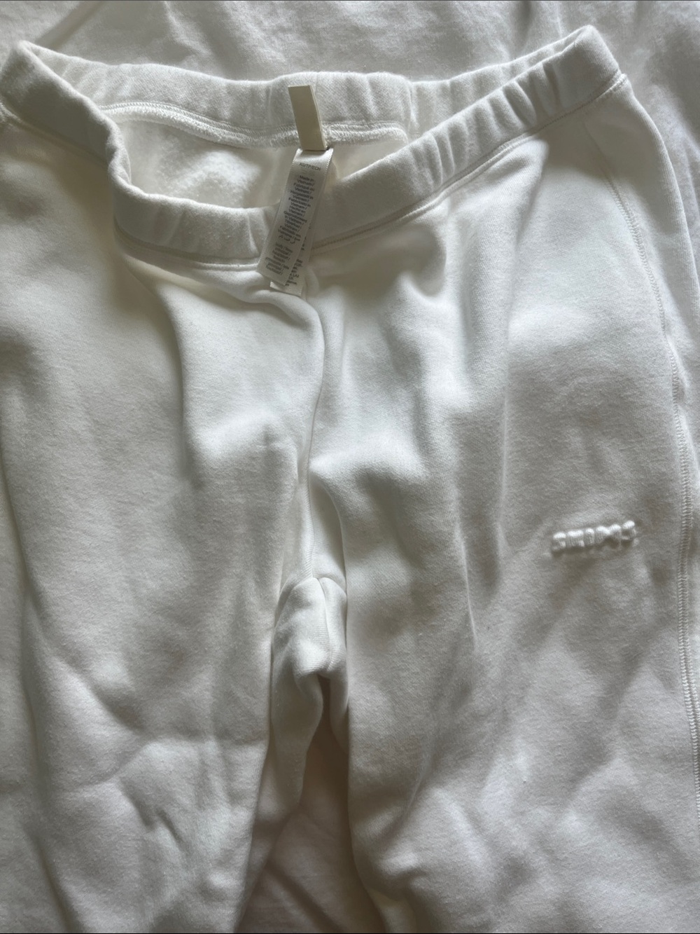 Skims sweatpants
